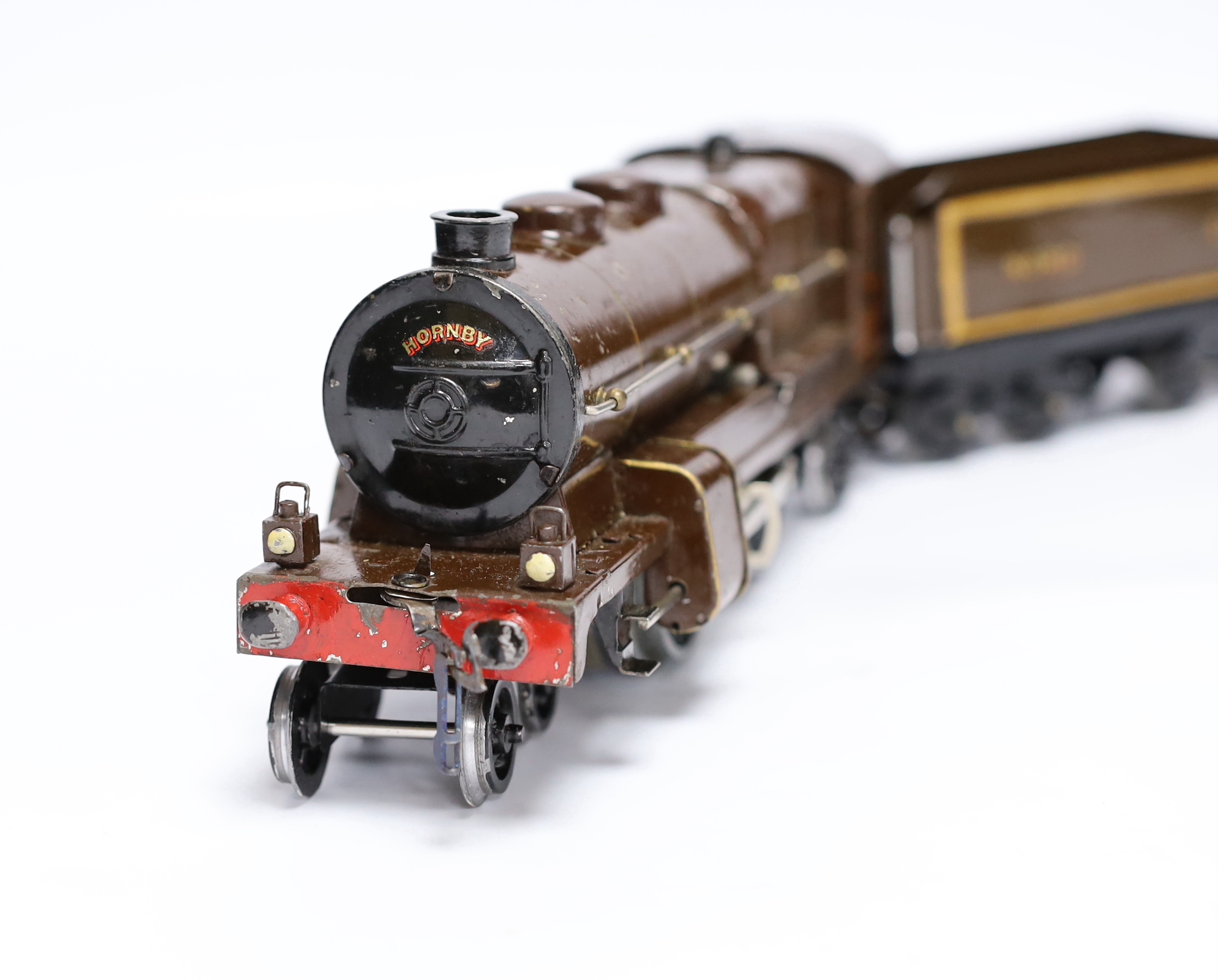 A Hornby 0 gauge clockwork No.3C 4-4-2 tender locomotive, 31801, with replacement scratch built tender